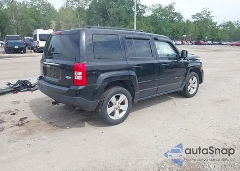 2017 Jeep Patriot Latitude 4X4 из США, поврежденный, VIN 1C4NJRFB6HD111124